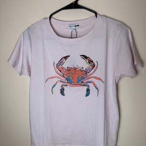 Light Pink Crab Tee, Women's Graphic Crab Tshirt